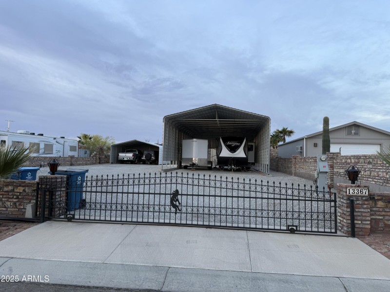 13367 East 55th Street, Yuma, AZ 85367 p