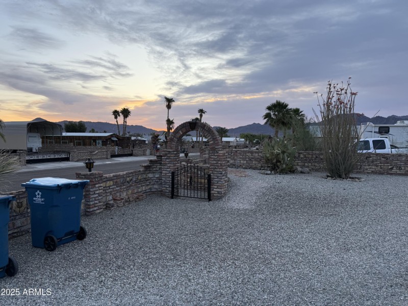 13367 East 55th Street, Yuma, AZ 85367 p