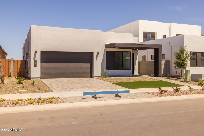 2)FRONT OF HOME