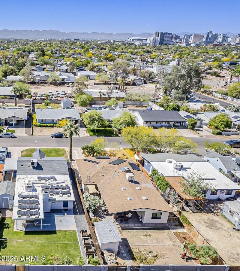 7-web-or-mls-Windsor Aerial-7