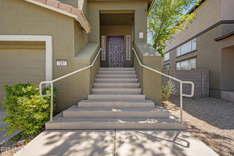 1281 E Frances Ln-4