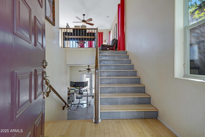 1281 E Frances Ln-5