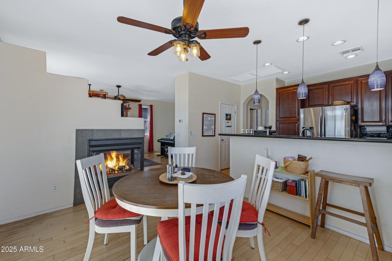 1281 E Frances Ln-11