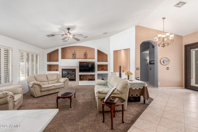 12 Hope family room
