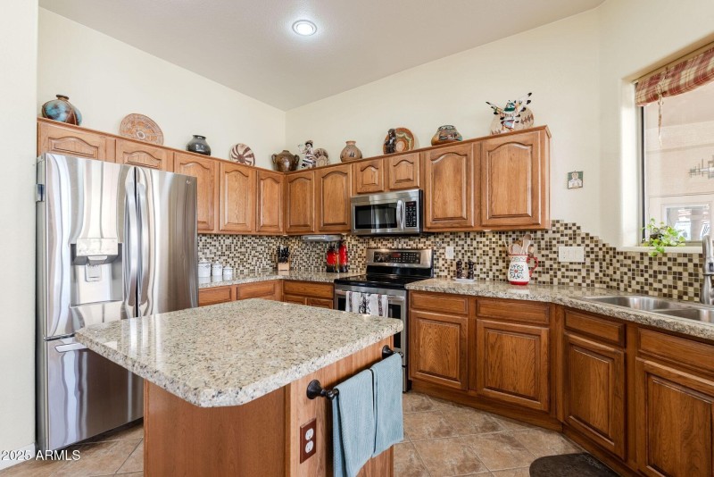 016_Kitchen