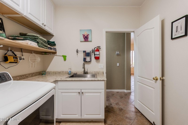 039_Laundry Room