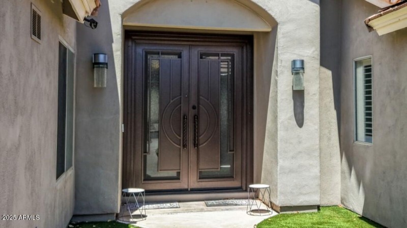 4 hope front door 1