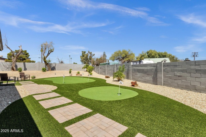 28-web-or-mls-3806-n-23rd-ave