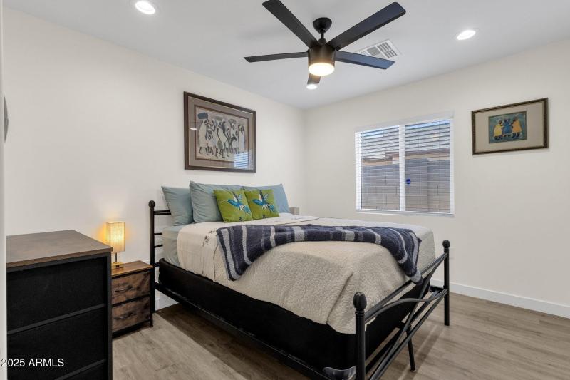 24-web-or-mls-3806-n-23rd-ave