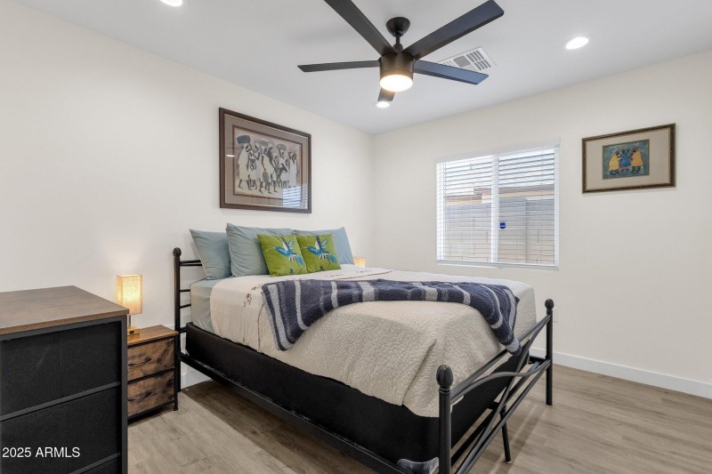 21-web-or-mls-3806-n-23rd-ave