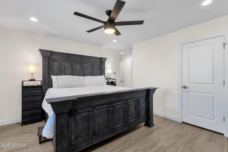 18-web-or-mls-3806-n-23rd-ave