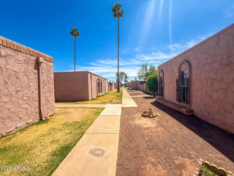61st Ave-23