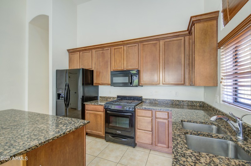 Kitchen 4