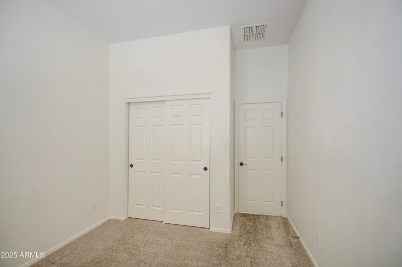 Bedroom 2-pic 2