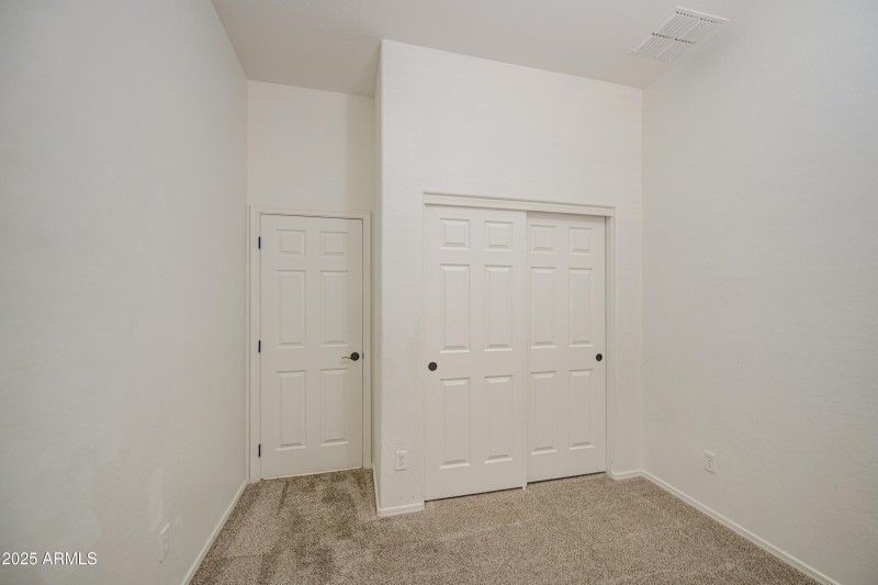 Bedroom 3-pic 2