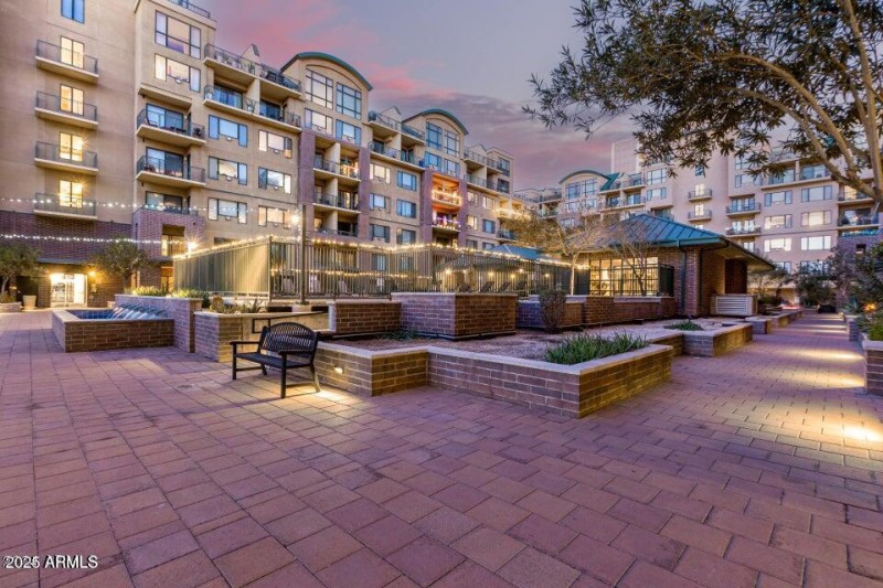 Vernon courtyard