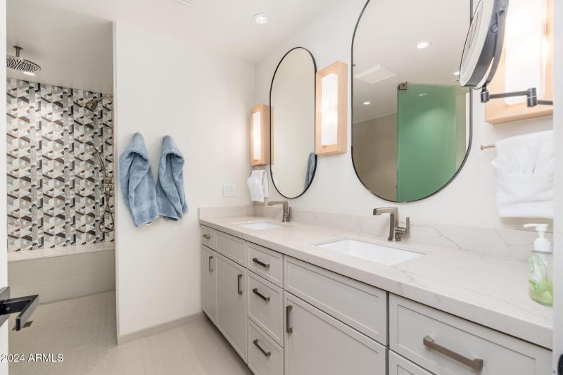 6025 E Charter Oak Rd - 46