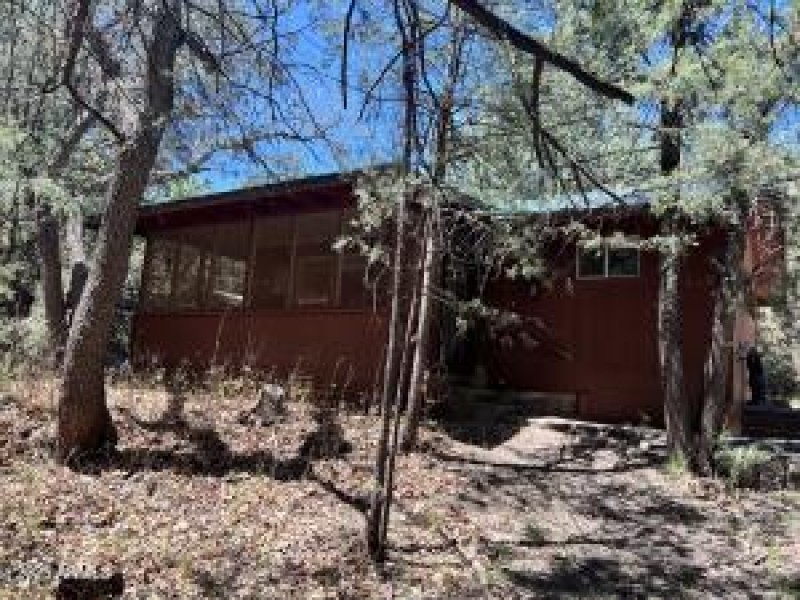 887 W Munsee Dr 2