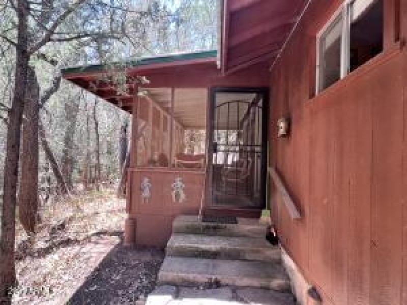887 W Munsee Dr 1