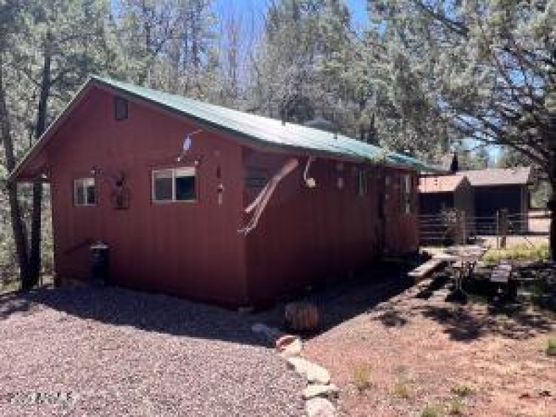 887 W Munsee Dr 15