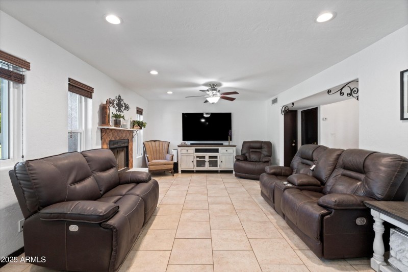 13-Living Room