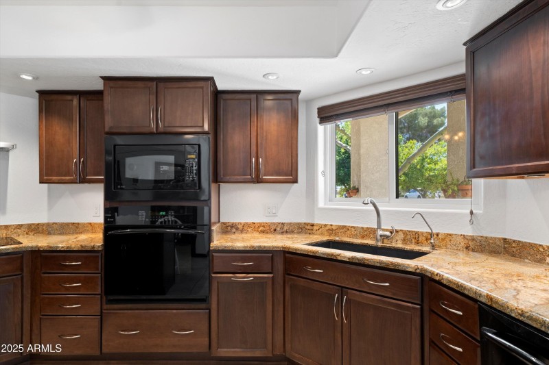 19-Kitchen