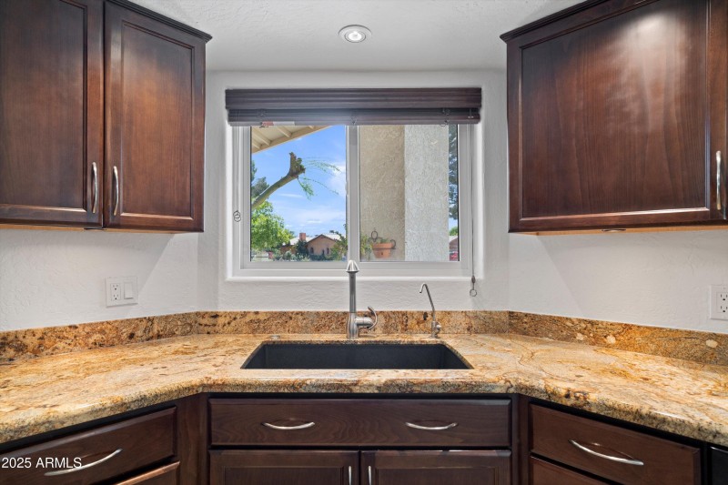 20-Kitchen
