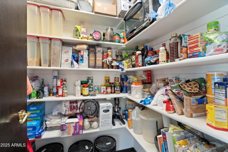 25-Pantry