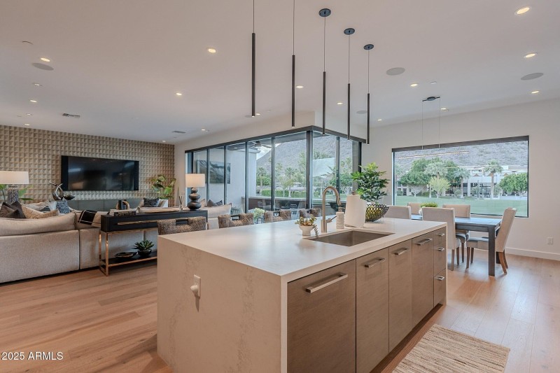 006_Kitchen Island