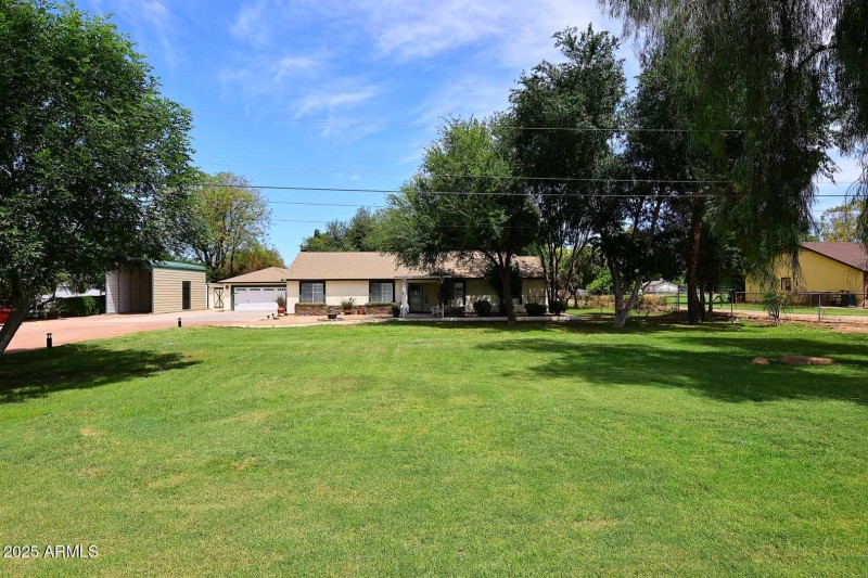 Front Yard2