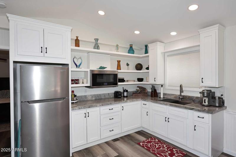 Guest House-Kitchen