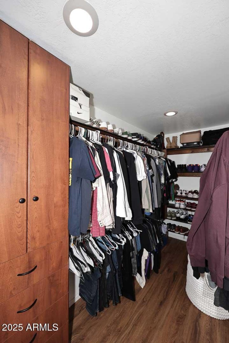 Primary Bedroom-Closet2