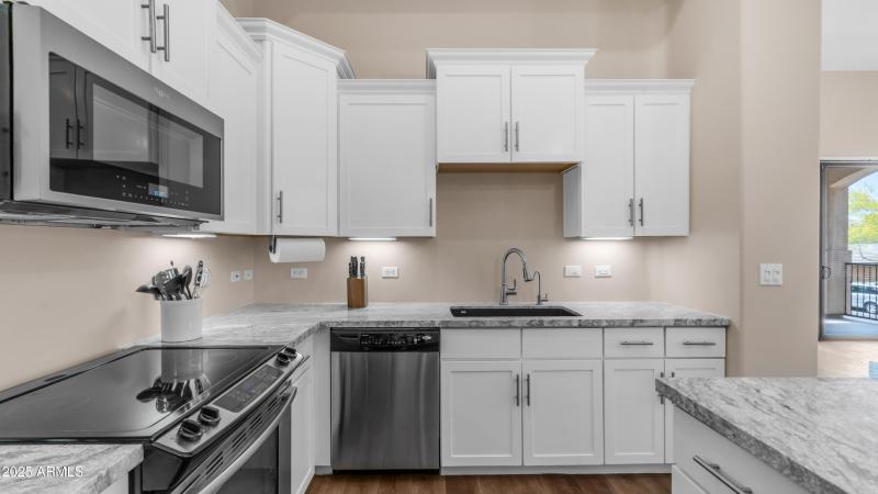 15550 S 5th Ave Unit 108 (12)