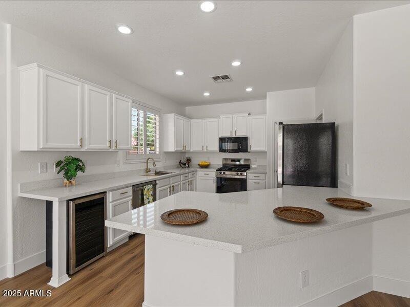 14-Kitchen