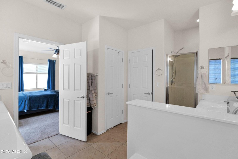 16 Master Bathroom