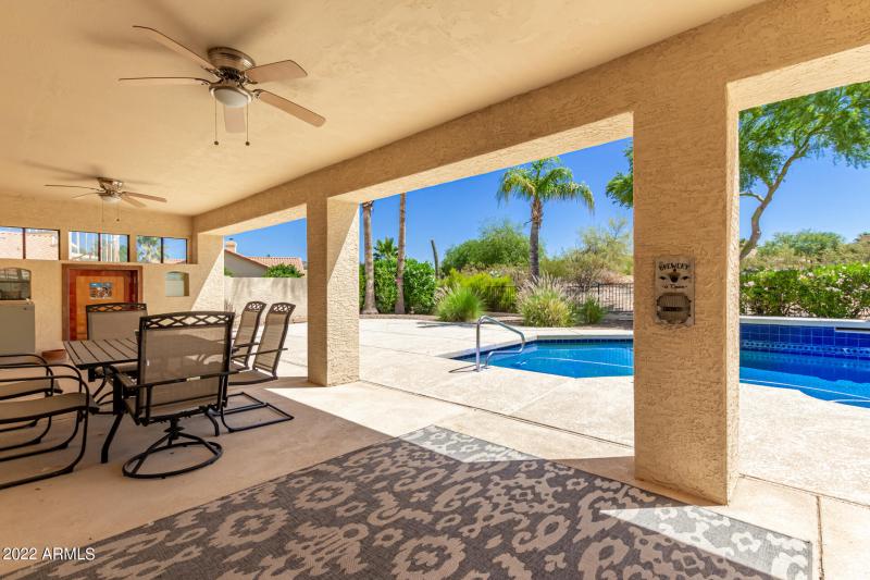 back yard saddleback patio