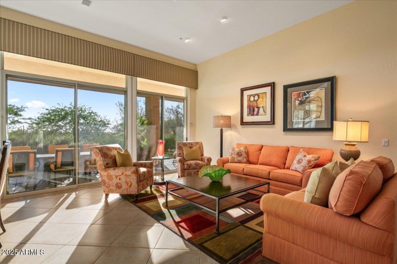 -Living Room