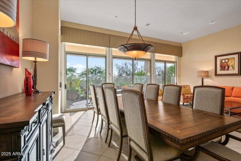 -Dining Room Views
