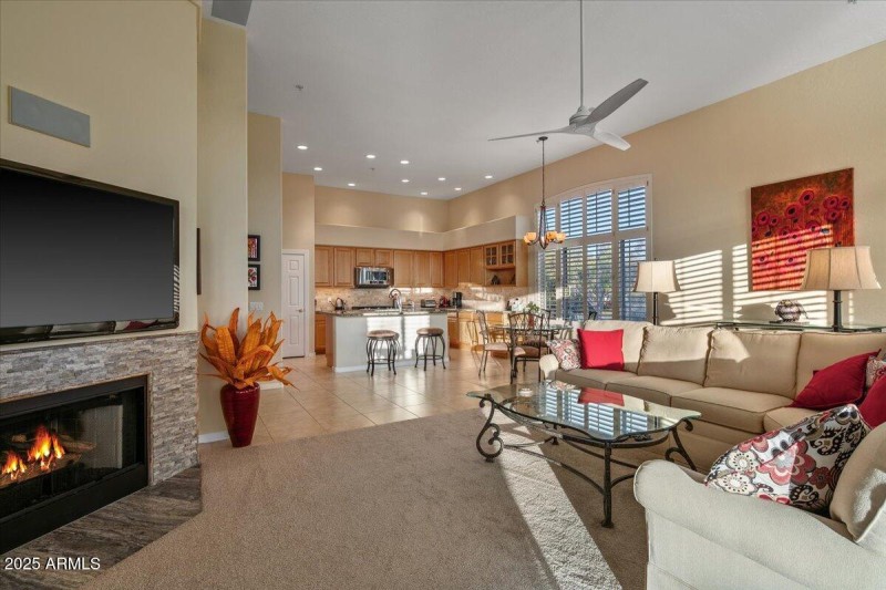 -Family Room Details