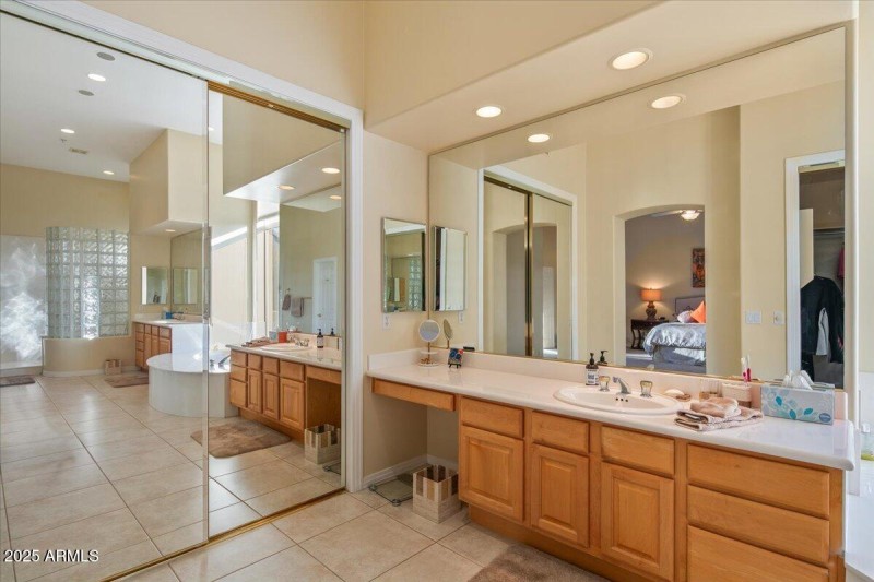 -Primary Bath ~ Vanities