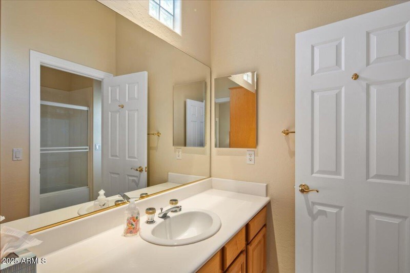 -Jack N Jill 1 Bath