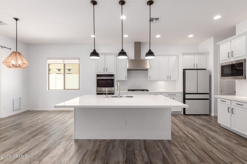 Spacious kitchen