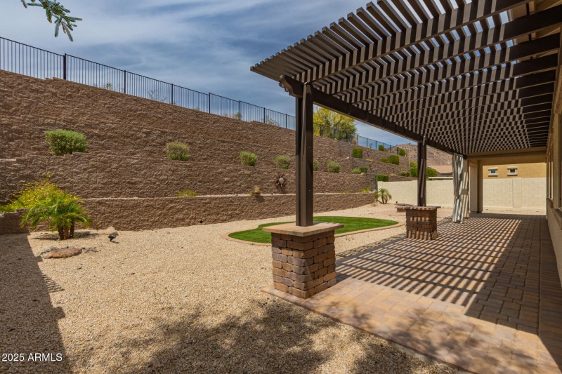 Privacy wall
