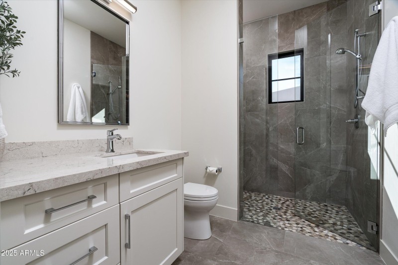 Guest Suite Bathroom