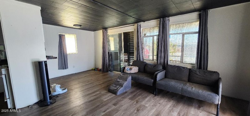 BIGELOW Living room