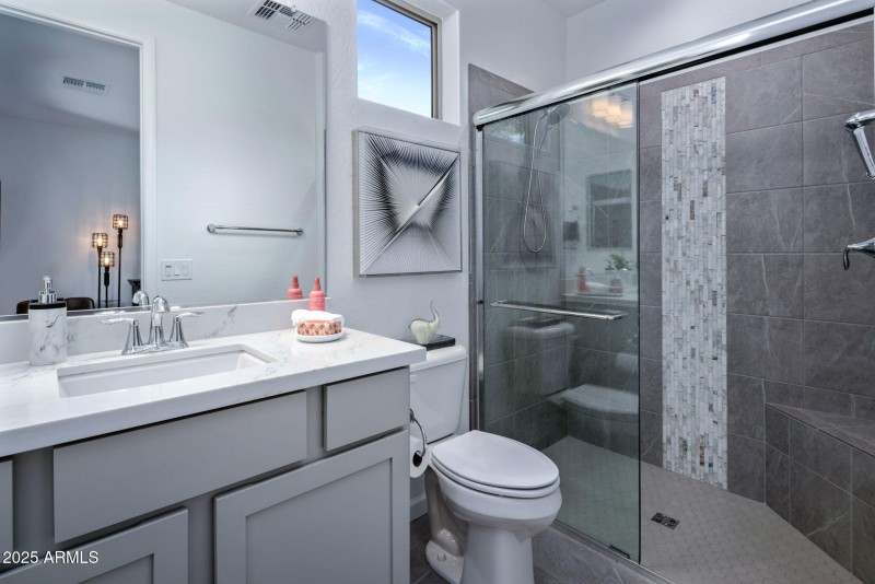 Ensuite 1 Bathroom