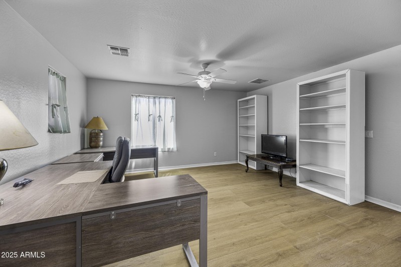 40893WBedfordDrive-6
