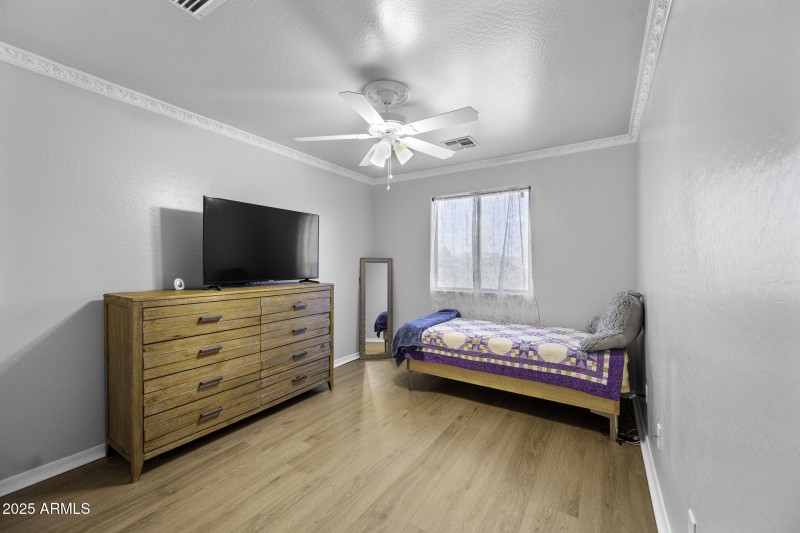 40893WBedfordDrive-8