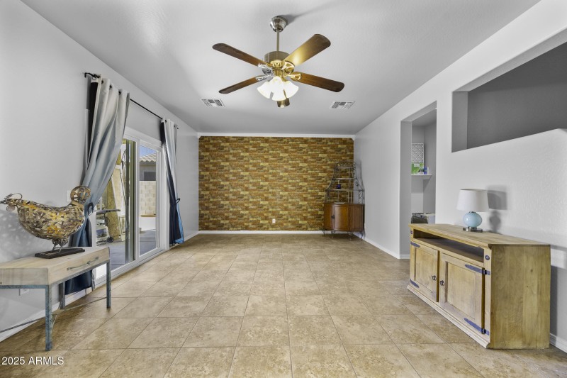 40893WBedfordDrive-25