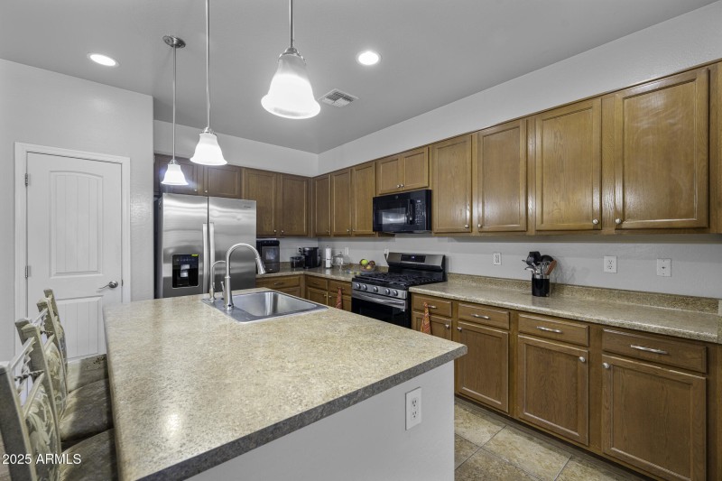 40893WBedfordDrive-30